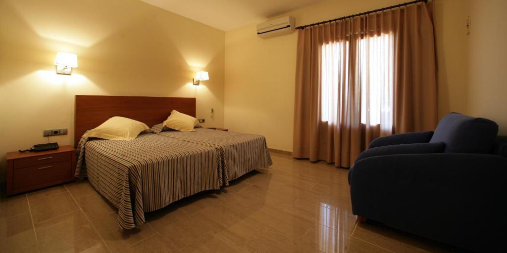 Hotel Sa Riera Begur Room photo